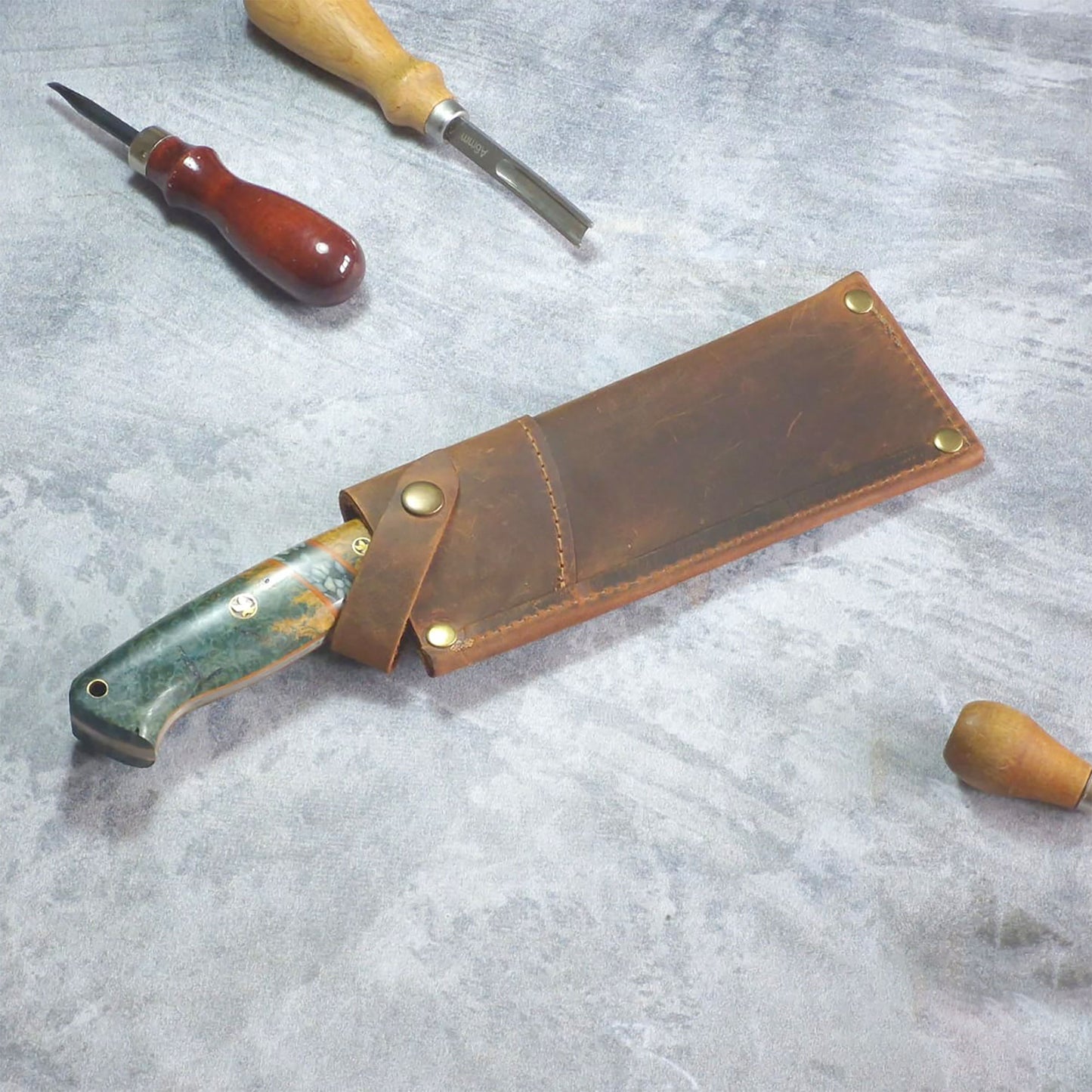 LKS-2 / Custom Leather Knife Sheath โ Handcrafted with Name or Logo Engraving